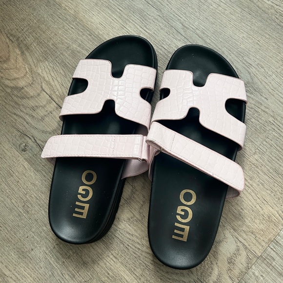 NEW EGO pink strap flat slider sandal women size 8. - Picture 3 of 3